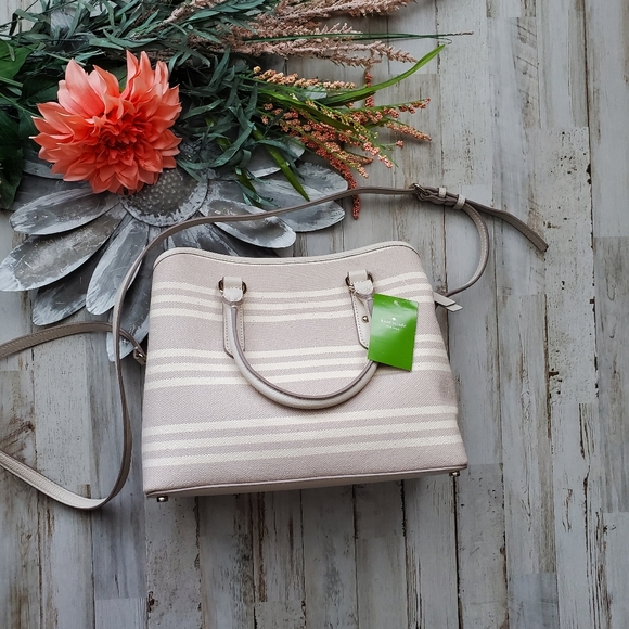 Kate Spade - Picture 1 of 7